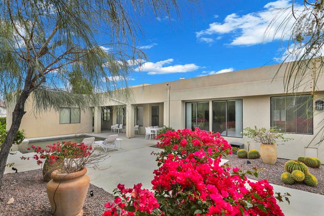 1450 Lorena Way, Palm Springs, CA 92262