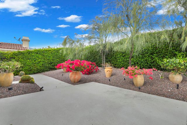 1450 Lorena Way, Palm Springs, CA 92262