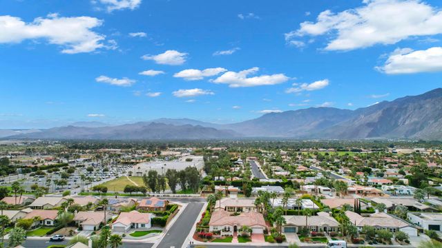 1450 Lorena Way, Palm Springs, CA 92262