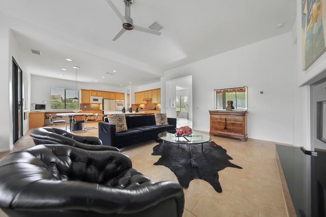 1450 Lorena Way, Palm Springs, CA 92262