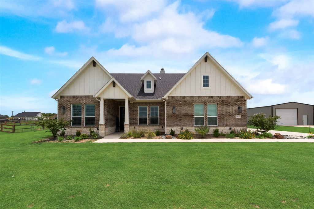 13417 Sage Meadow Circle, Sanger, TX 76266