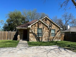 706 East 22nd Street, Bryan, TX 77803