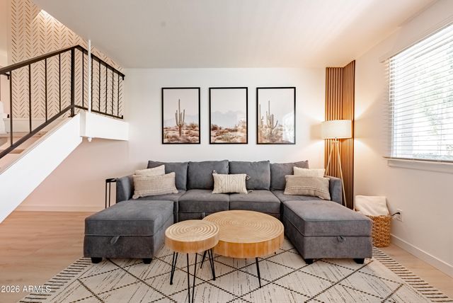 6961 E OSBORN Road C, Scottsdale, AZ 85251