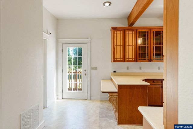 356 W Water St, Stayton, OR 97383