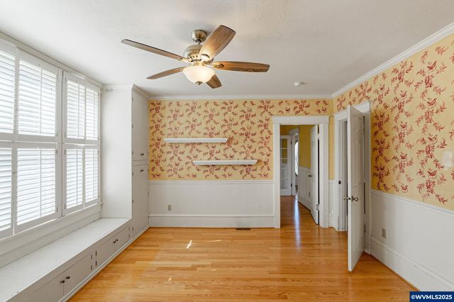 356 W Water St, Stayton, OR 97383