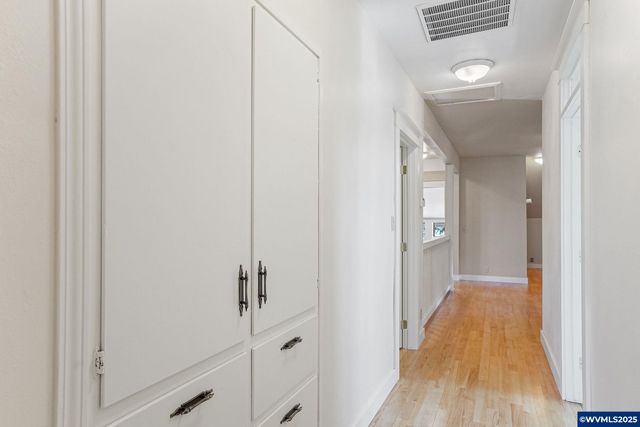 356 W Water St, Stayton, OR 97383