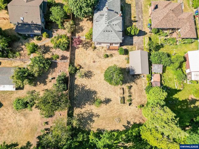 356 W Water St, Stayton, OR 97383