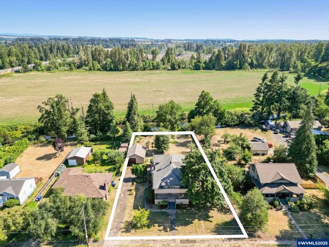 356 W Water St, Stayton, OR 97383