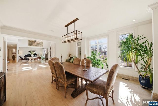 61 Essex Drive, Tenafly, NJ 07670