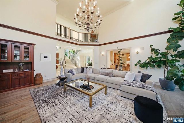 61 Essex Drive, Tenafly, NJ 07670