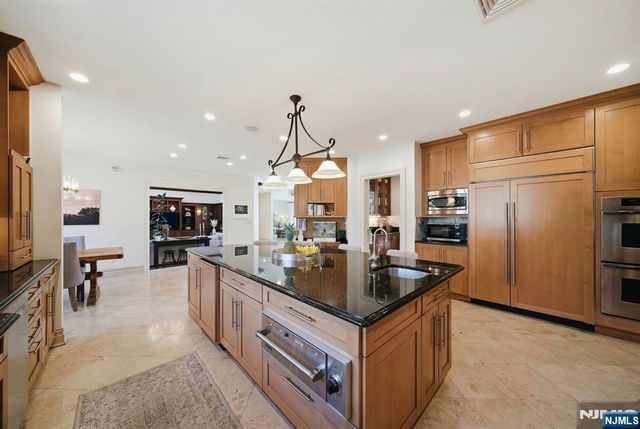 61 Essex Drive, Tenafly, NJ 07670