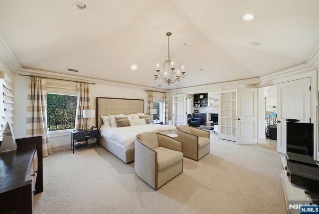 61 Essex Drive, Tenafly, NJ 07670