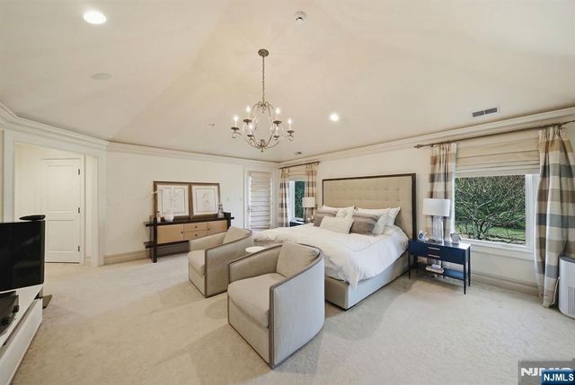 61 Essex Drive, Tenafly, NJ 07670