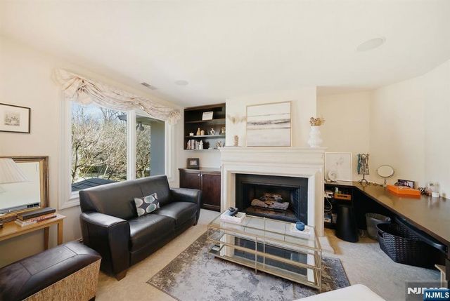 61 Essex Drive, Tenafly, NJ 07670