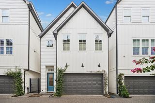 3306 W 12th Street, Houston, TX 77008