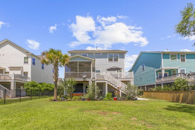 324 Morning Marsh Lane, Wando, SC 29492