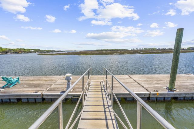 324 Morning Marsh Lane, Wando, SC 29492