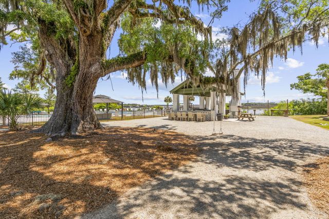 324 Morning Marsh Lane, Wando, SC 29492