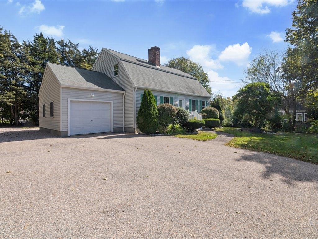 46 North Road, Jamestown, RI 02835