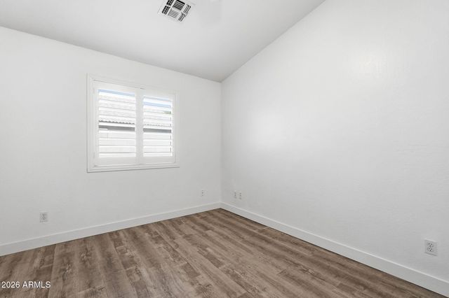 3296 E WARBLER Road, Gilbert, AZ 85297