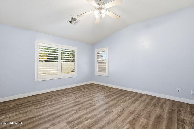 3296 E WARBLER Road, Gilbert, AZ 85297