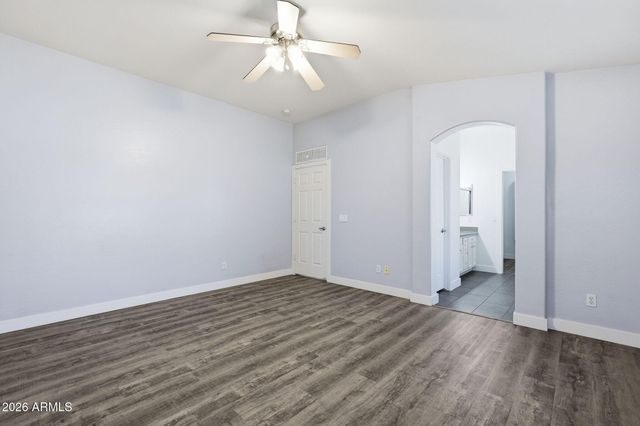 3296 E WARBLER Road, Gilbert, AZ 85297