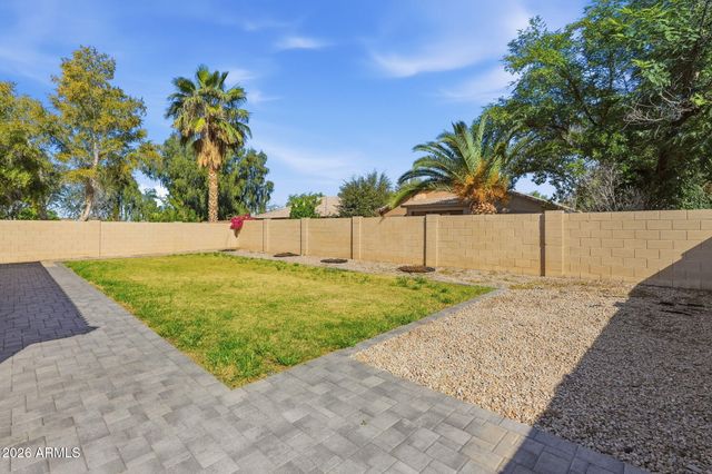 3296 E WARBLER Road, Gilbert, AZ 85297