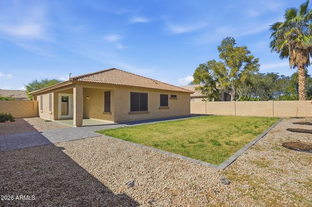 3296 E WARBLER Road, Gilbert, AZ 85297