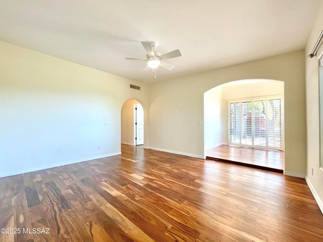 7316 E Calle Alba Serena, Tucson, AZ 85750