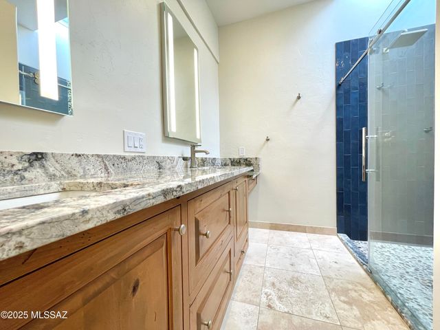 7316 E Calle Alba Serena, Tucson, AZ 85750