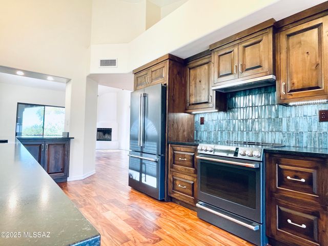 7316 E Calle Alba Serena, Tucson, AZ 85750