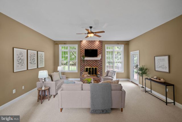 4004 MANOR OAKS RD, Phoenix, MD 21131