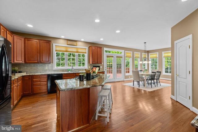 4004 MANOR OAKS RD, Phoenix, MD 21131