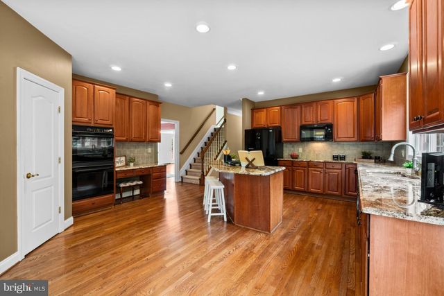 4004 MANOR OAKS RD, Phoenix, MD 21131