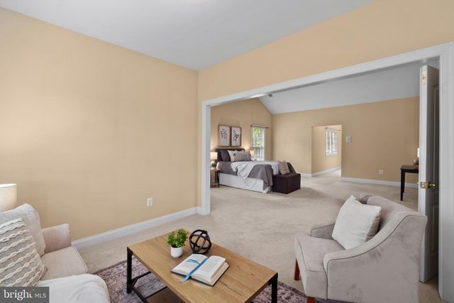 4004 MANOR OAKS RD, Phoenix, MD 21131