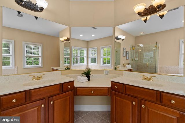 4004 MANOR OAKS RD, Phoenix, MD 21131