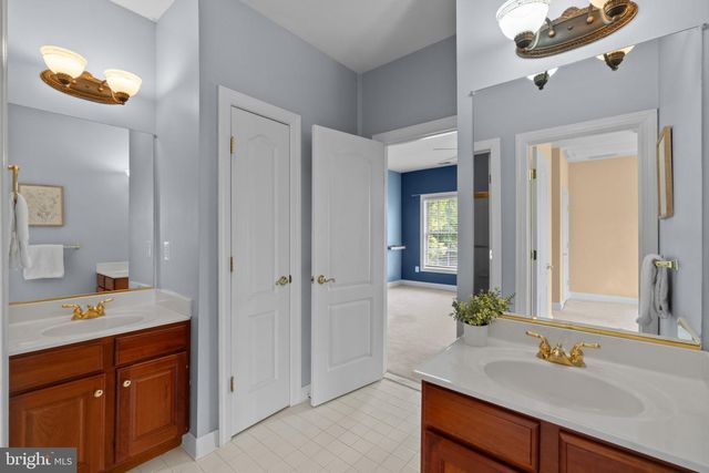 4004 MANOR OAKS RD, Phoenix, MD 21131