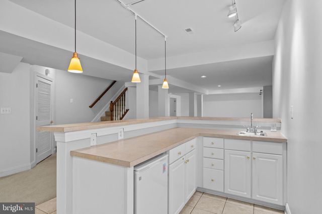 4004 MANOR OAKS RD, Phoenix, MD 21131