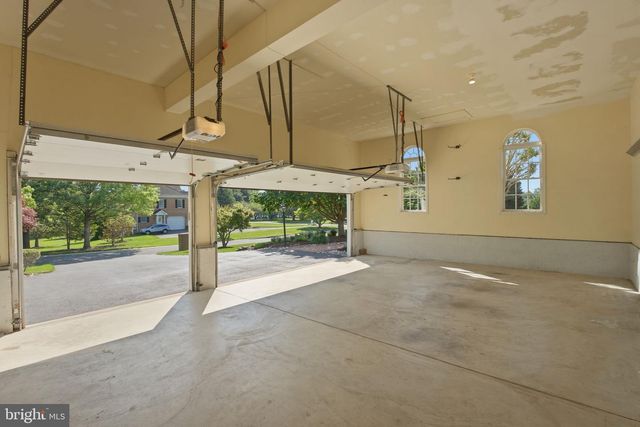 4004 MANOR OAKS RD, Phoenix, MD 21131