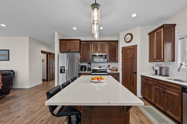 300 Pine Drive, Hankinson, ND 58041