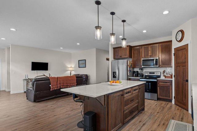 300 Pine Drive, Hankinson, ND 58041