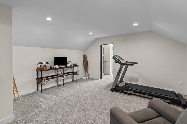 300 Pine Drive, Hankinson, ND 58041