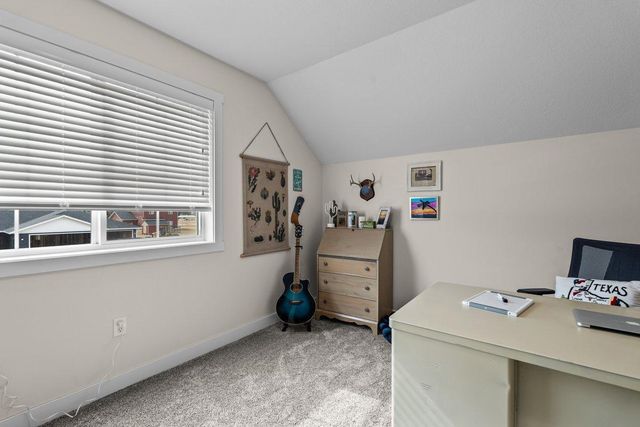 300 Pine Drive, Hankinson, ND 58041