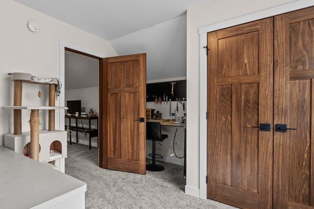 300 Pine Drive, Hankinson, ND 58041