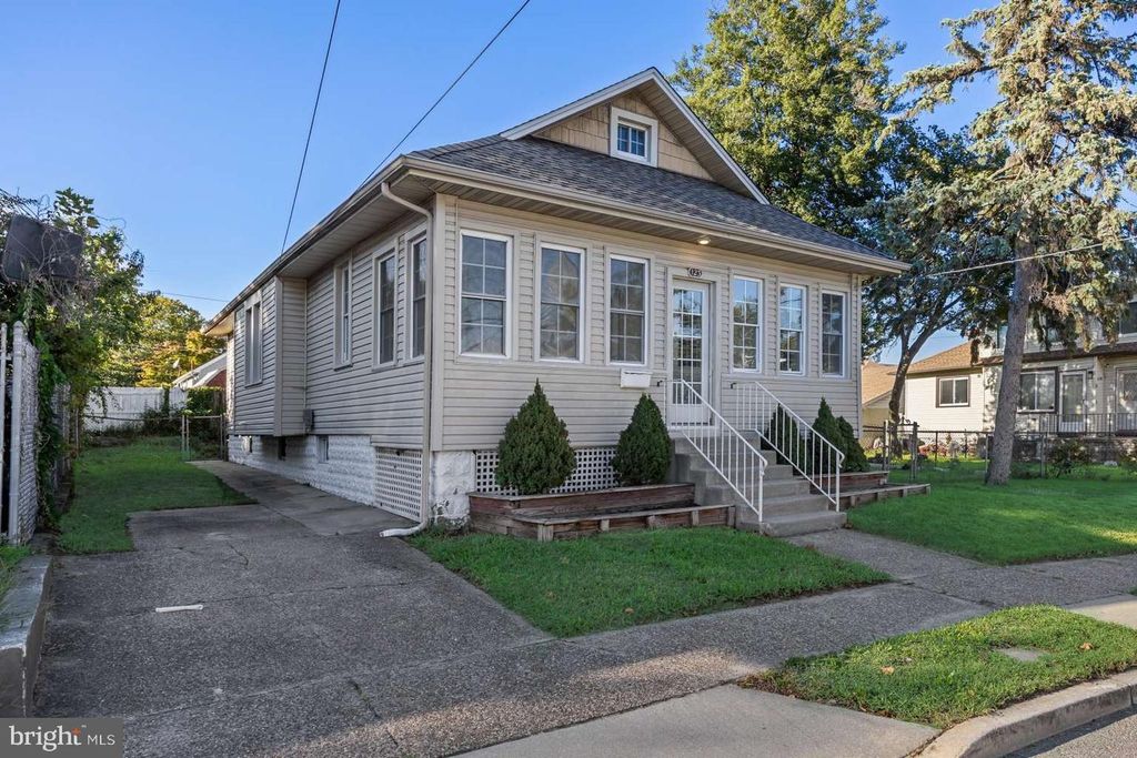 123 BARNABY AVE, GLOUCESTER CITY, NJ 08030 — photo 2