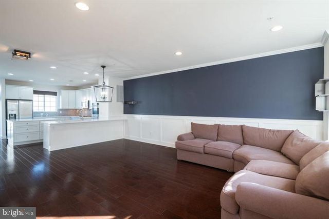 27127 HICKORY LN, Langhorne, PA 19047