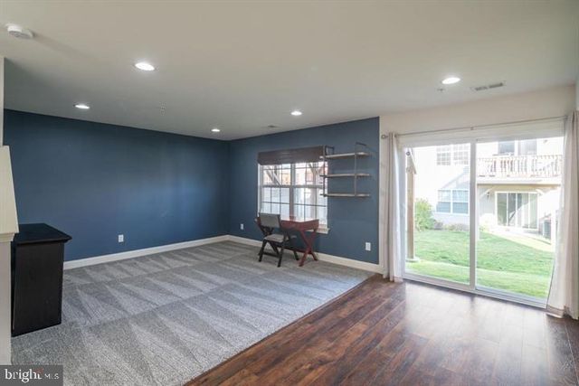 27127 HICKORY LN, Langhorne, PA 19047