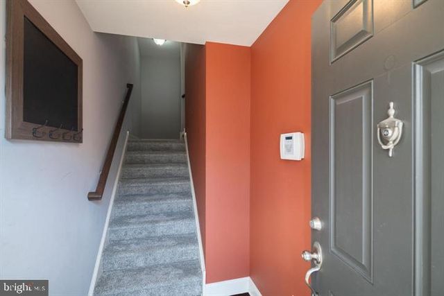 27127 HICKORY LN, Langhorne, PA 19047