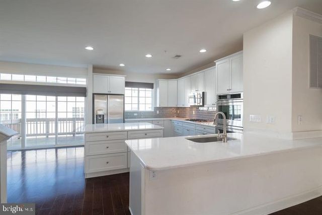 27127 HICKORY LN, Langhorne, PA 19047