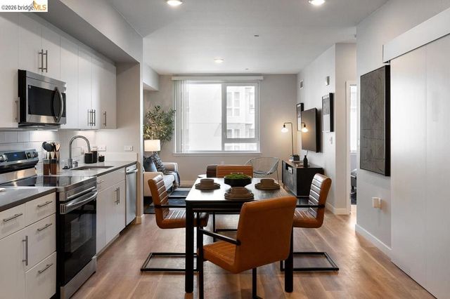 260 Brooklyn Basin Way 426, Oakland, CA 94606